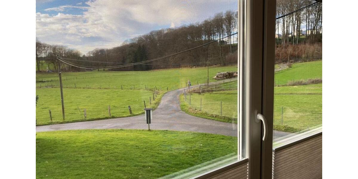 Einfamilienhaus Bergisch Gladbach - 3 Zimmer, 115 m&sup2;, 1.600&euro; | Angebot:26670208