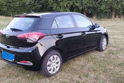 Hyundai i20 110.000 km 7.400 € Küps 96328