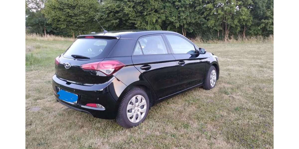 Hyundai i20 110.000 km 7.400 € Küps 96328