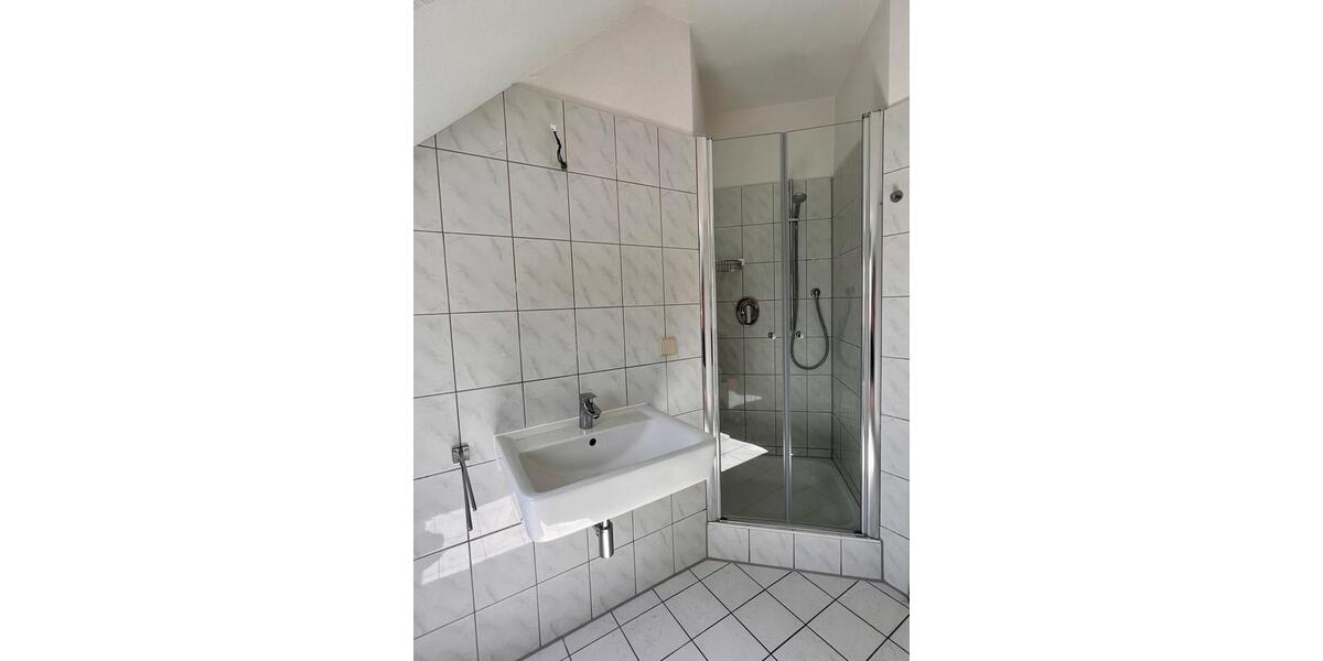 Dachgeschoßwohnung Steinhagen - 1 Zimmer, 34 m&sup2;, 575&euro; | Angebot:25305676