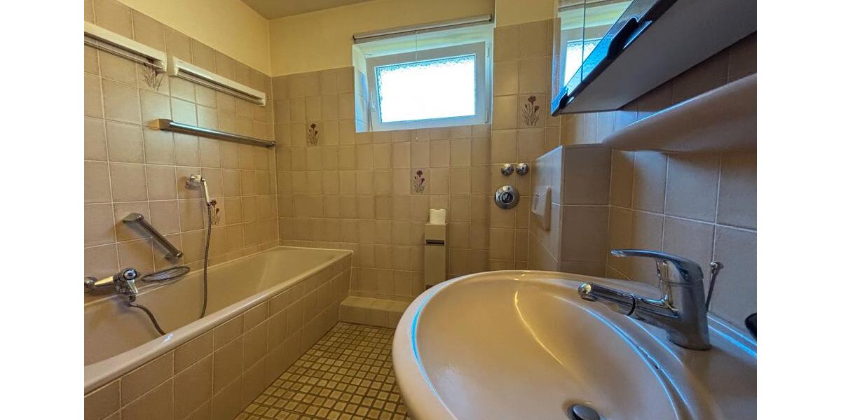 Etagenwohnung Osnabrück Eversburg - 4 Zimmer, 116 m&sup2;, 280.000&euro; | Angebot:26762055