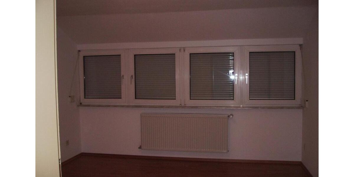 Dachgeschoßwohnung Kaufbeuren - 3 Zimmer, 90 m&sup2;, 850&euro; | Angebot:26385694