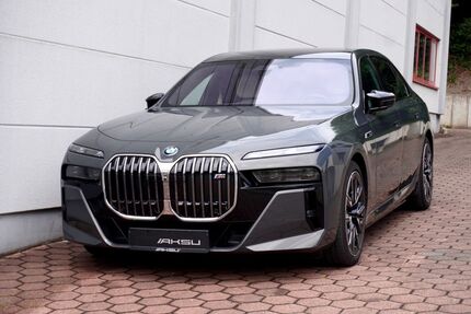 BMW i7 29.900 km 109.900 &euro; Velbert 42551