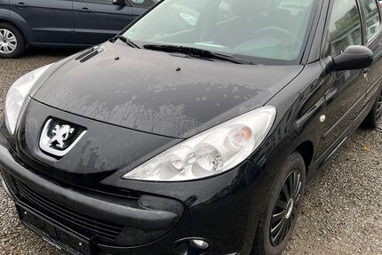 Peugeot 206 170.869 km 3.999 € Olpe 57462