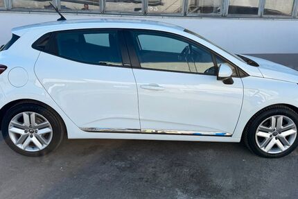 Renault Clio 94.350 km 11.300 &euro; Berlin OT Charlottenburg 14059