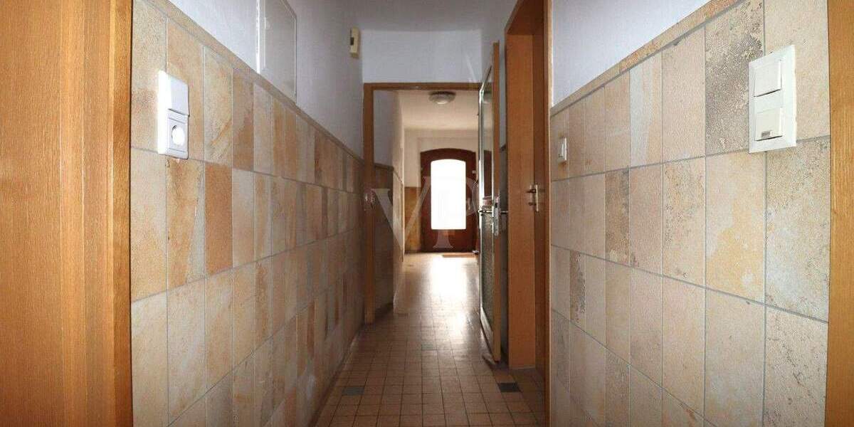 Mehrfamilienhaus, Wohnhaus Bechhofen - 8 Zimmer, 232 m&sup2;, 579.000&euro; | Angebot:24543836