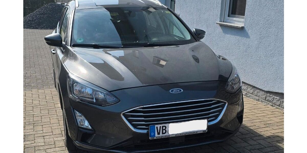 Ford Focus 108.500 km 10.800 &euro; Mücke 35325