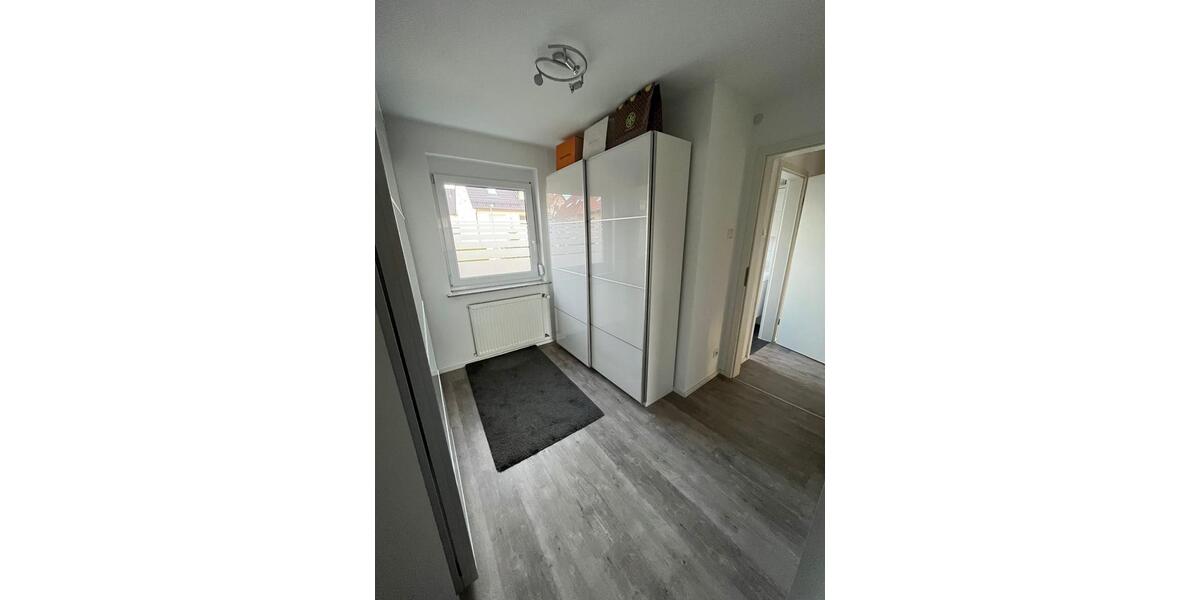Reihenhaus Metzingen - 4.5 Zimmer, 95 m&sup2;, 450.000&euro; | Angebot:26648768