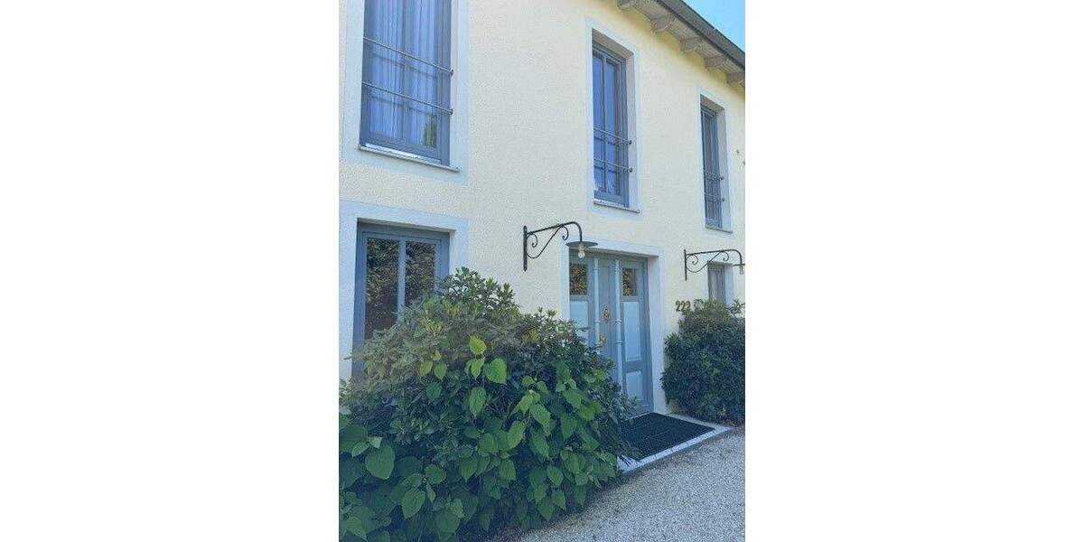 Einzigartige DHH - Stilvolles Wohnen mit Panoramablick! 4 zimmer