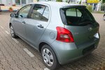 Toyota Yaris 1.0 VTT-i KLIMA GARAGENWAGEN AUS 1.HAND 91.970 km 5.704 &euro; Köln 50858