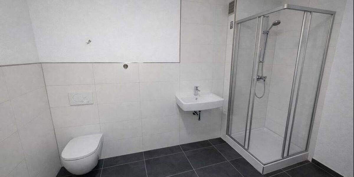 Etagenwohnung Wuppertal Langerfeld - 3 Zimmer, 106 m&sup2;, 990&euro; | Angebot:24557544