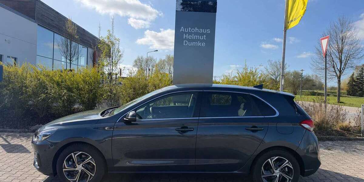 Hyundai i30 1.722 km 22.500 &euro; Laage/Ot Kronskamp 18299