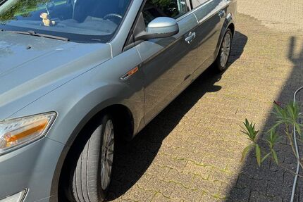 Ford Mondeo 243.000 km 4.300 € Bad Schwalbach 65307