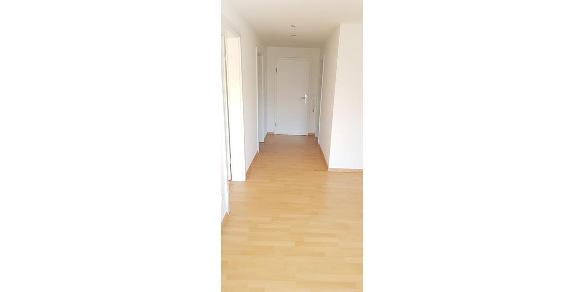 Etagenwohnung Burgdorf - 3 Zimmer, 73 m&sup2;, 870&euro; | Angebot:25416299