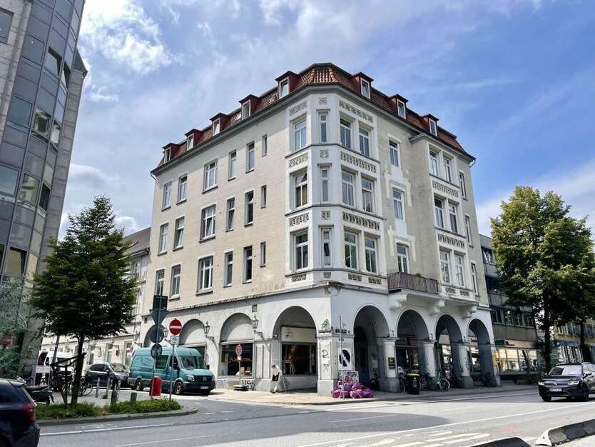 Einzelhandel in Hamburg-Grindelviertel 4.095 € 195 m²