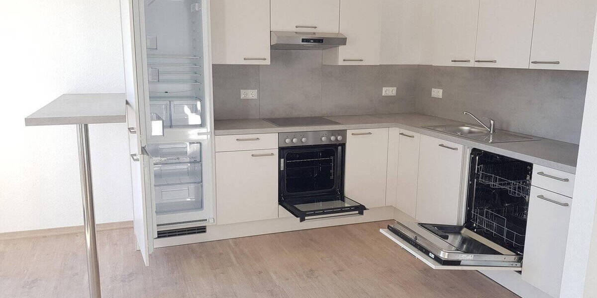 Etagenwohnung Plauen Stadtmitte - 2 Zimmer, 61 m&sup2;, 495&euro; | Angebot:26389271