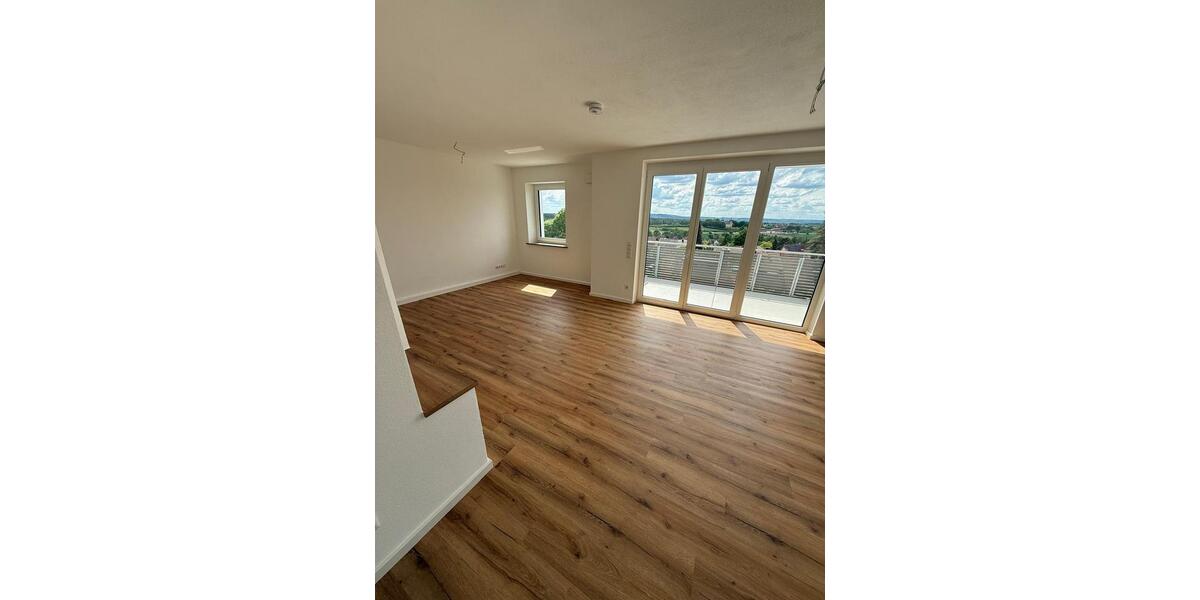 Etagenwohnung Memmelsdorf - 3 Zimmer, 90 m&sup2;, 1.150&euro; | Angebot:26680186