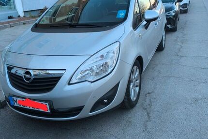 Opel Meriva 40.500 km 5.400 &euro; München 80939