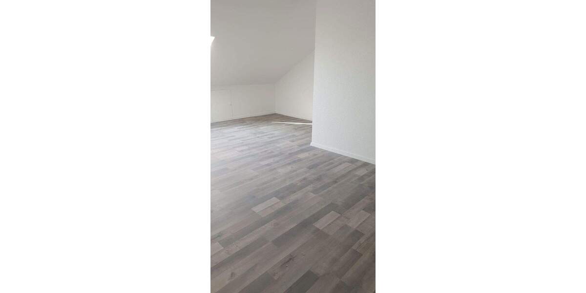 Doppelhaushälfte Wettin-Löbejün Merbitz - 5 Zimmer, 160 m&sup2;, 1.260&euro; | Angebot:25425374