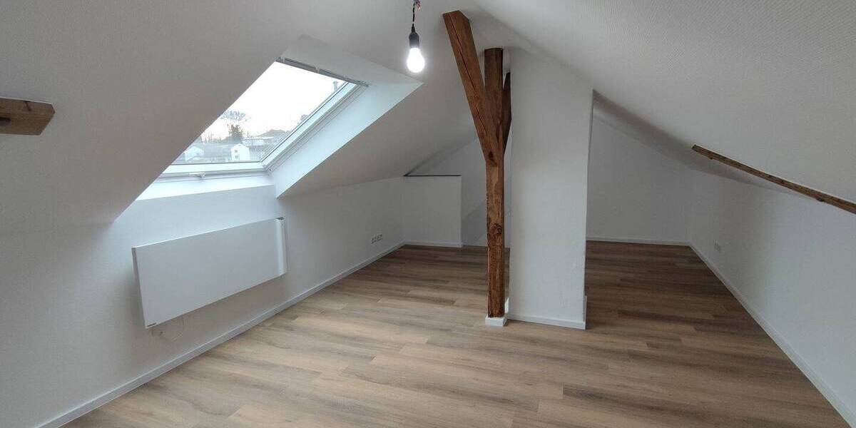 Einfamilienhaus Karlsruhe Grünwettersbach - 4 Zimmer, 100 m&sup2;, 1.200&euro; | Angebot:25996653