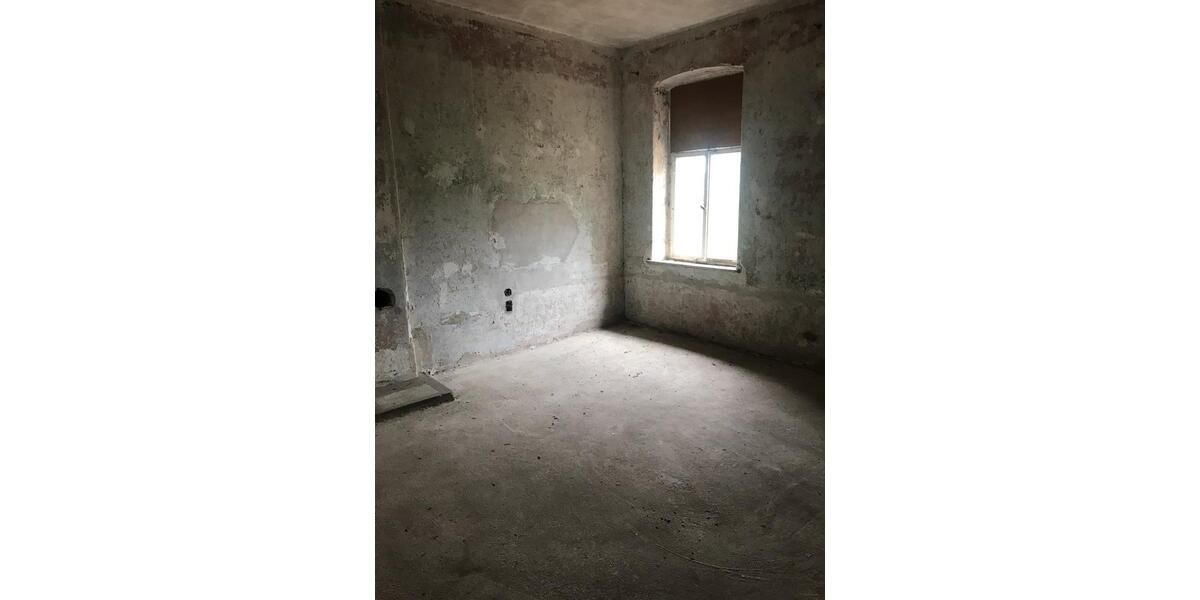 Einfamilienhaus Bad Liebenwerda - 8 Zimmer, 110 m&sup2;, 66.000&euro; | Angebot:26255604