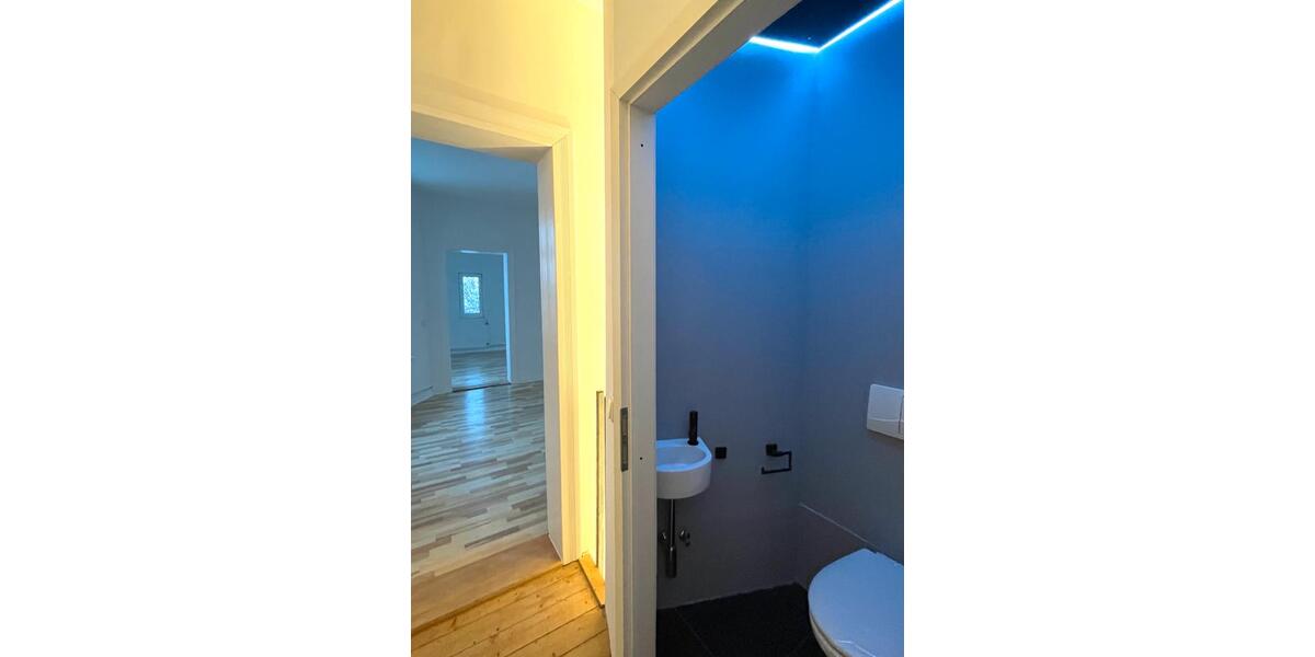 2-geschossige Wohnung mit Balkon im Östlichen Ringgebiet 5 zimmer