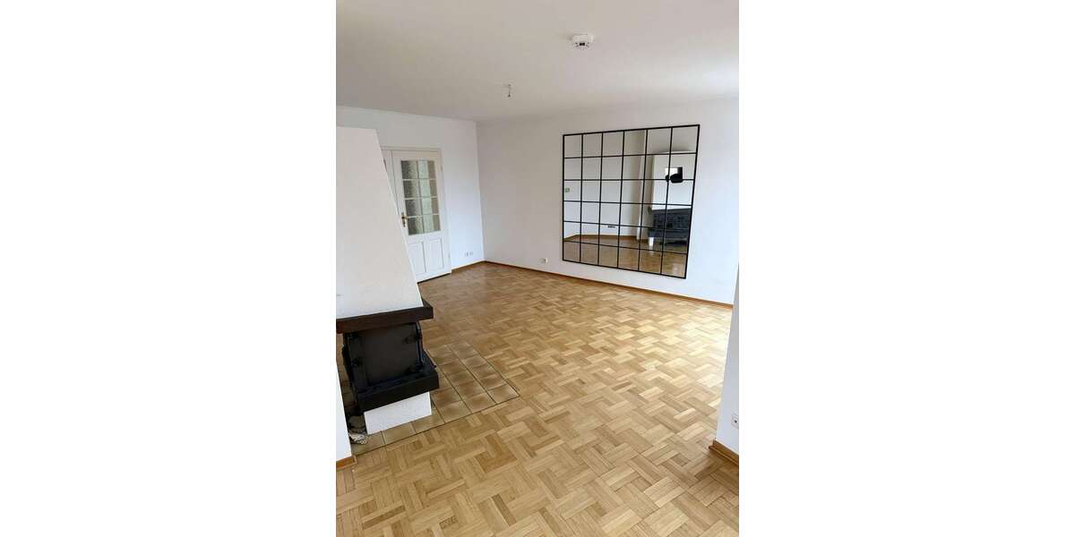 Etagenwohnung Oldenburg i.H. - 3 Zimmer, 94 m&sup2;, 1.150&euro; | Angebot:25373283