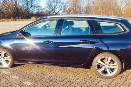Peugeot 308 108.000 km 10.400 &euro; Kaltenkirchen 24568