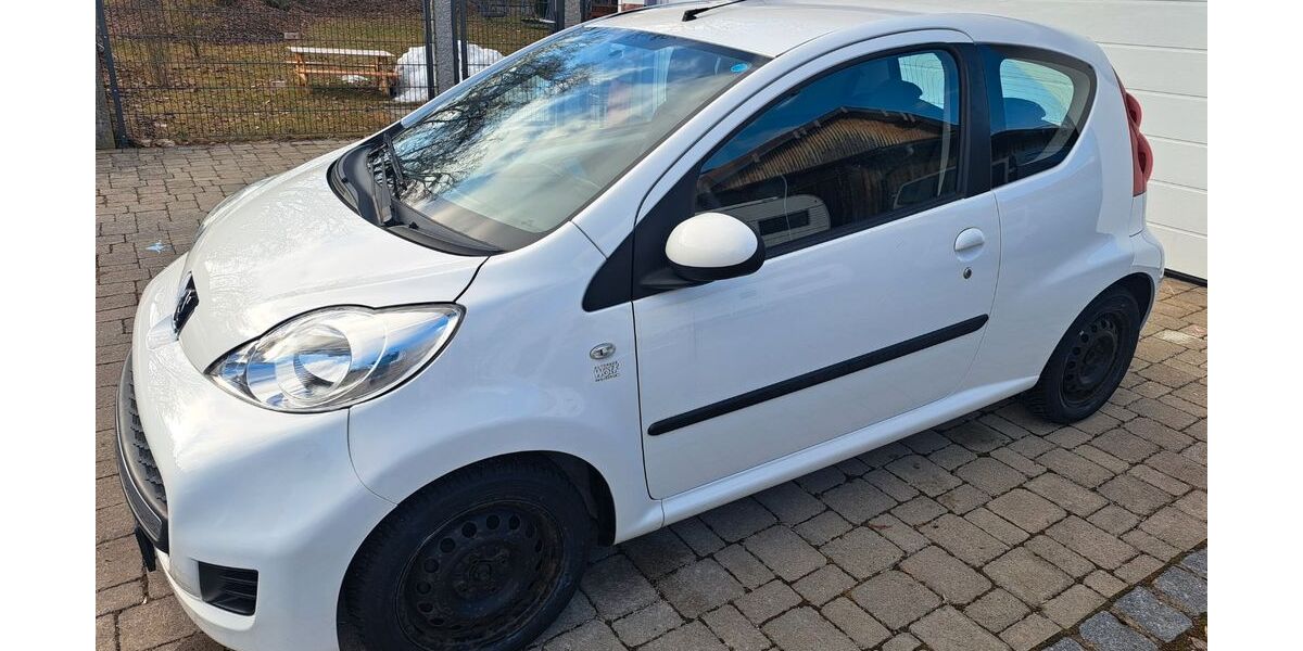 Peugeot 107 68.946 km 4.999 &euro; Buchloe 86807