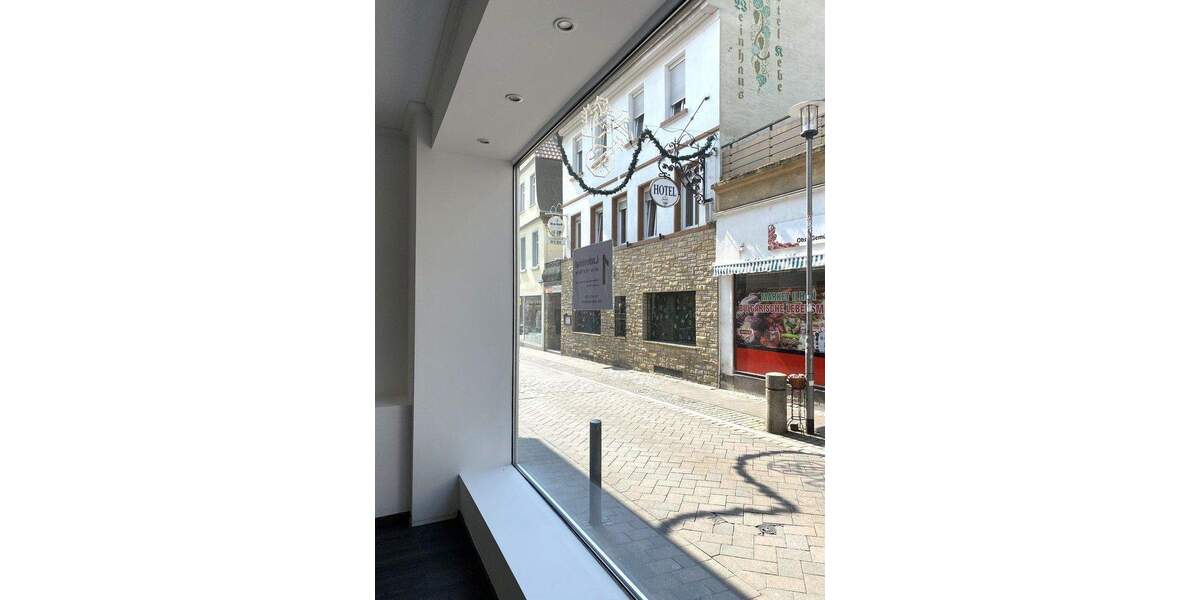 Vielseitig nutzbares Wohn- und Geschäftshaus 1 zimmer