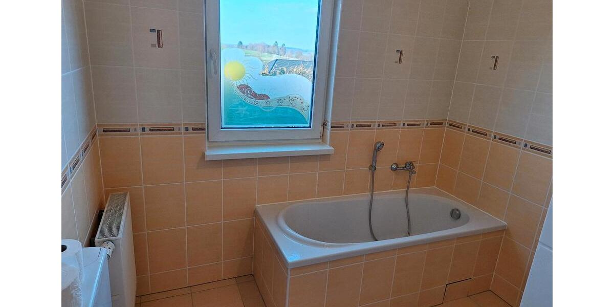 Bungalow Hattert - 4 Zimmer, 100 m&sup2;, 1.250&euro; | Angebot:25621470