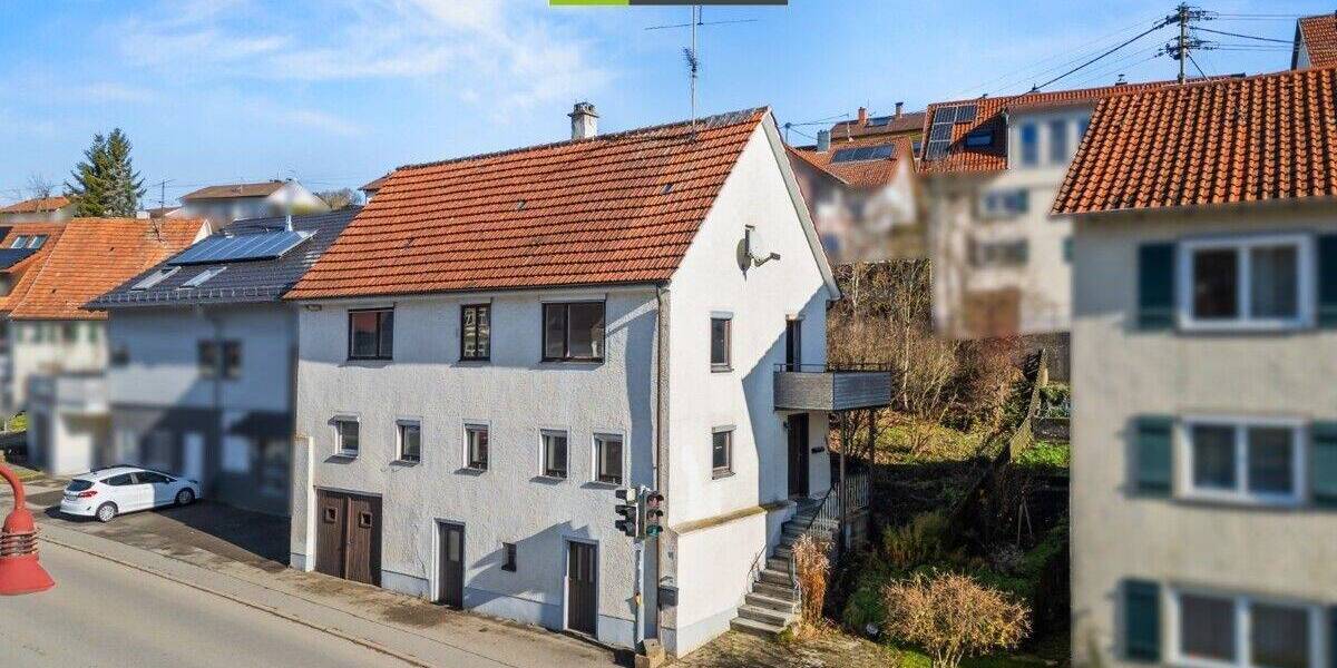 Doppelhaushälfte Gomadingen - 6 Zimmer, 127 m&sup2;, 80.000&euro; | Angebot:25693511