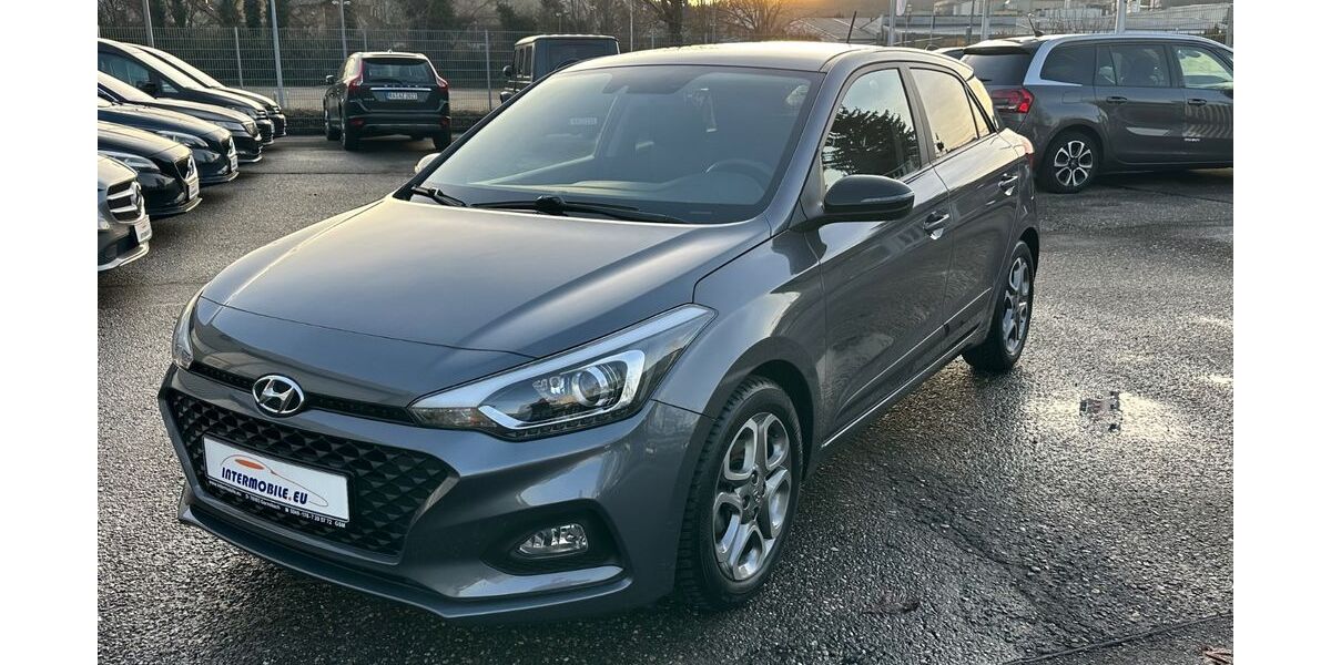 Hyundai i20 123.862 km 9.520 &euro; Gernsbach 76593