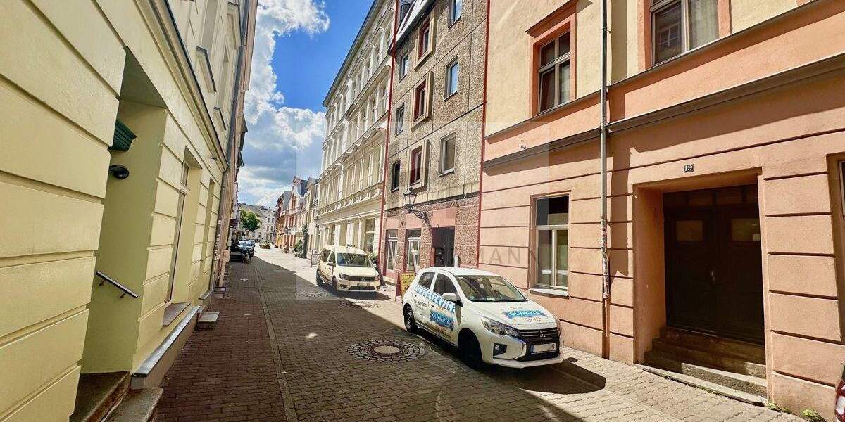 Wohn- und Geschäftshaus am Altmarkt 1 zimmer