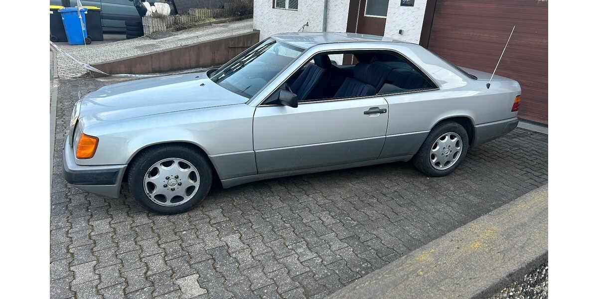 Mercedes-Benz CE 300 198.900 km 8.500 &euro; Bad Schwalbach 65307