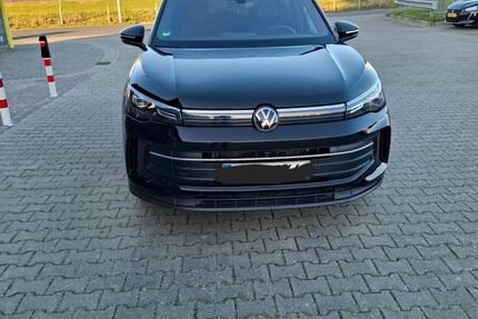 VW Tiguan 18.000 km 36.200 &euro; OLDERSUM 26802
