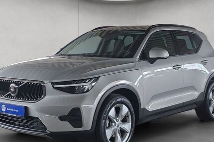 Volvo XC40 32.804 km 27.990 &euro; Stuttgart 70190