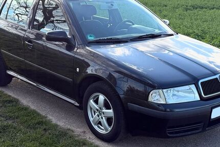 Skoda Octavia 296.800 km 1.000 &euro; Wolfsburg 38444