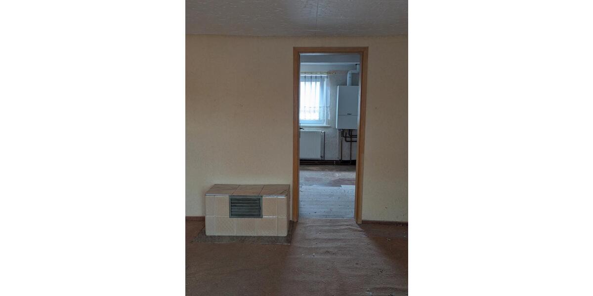 Reihenhaus Bad Langensalza - 5 Zimmer, 110 m&sup2;, 95.000&euro; | Angebot:26592114