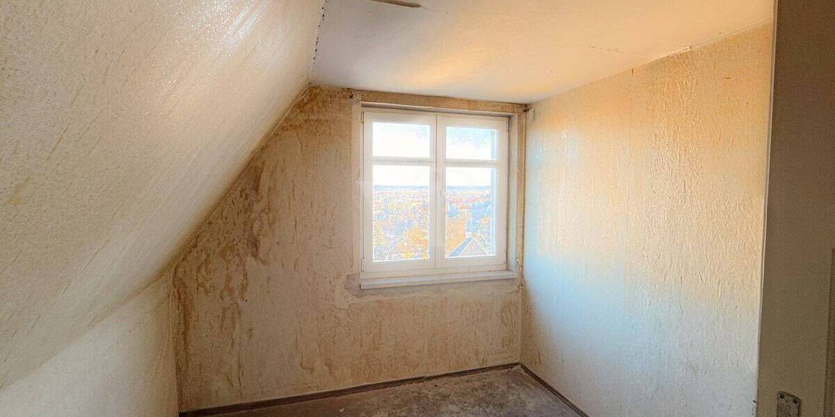 Mehrfamilienhaus, Wohnhaus Dresden Cossebaude - 9 Zimmer, 139 m&sup2;, 729.000&euro; | Angebot:26306819