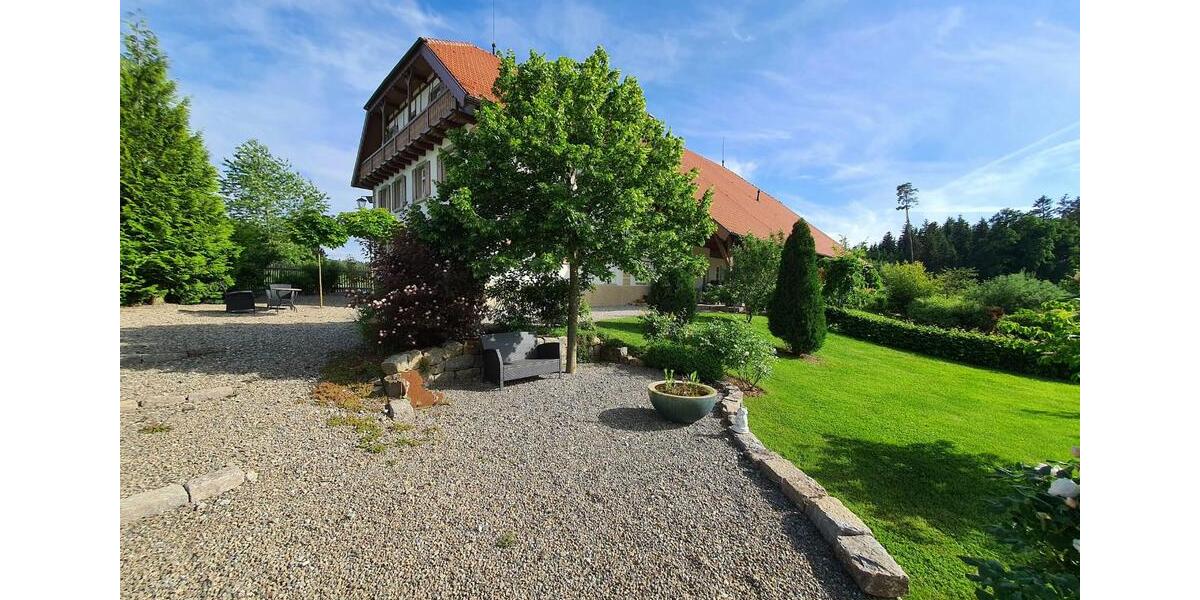 Bauernhaus, Landhaus Meßkirch - 8 Zimmer, 440 m&sup2;, 1.650.000&euro; | Angebot:27112305