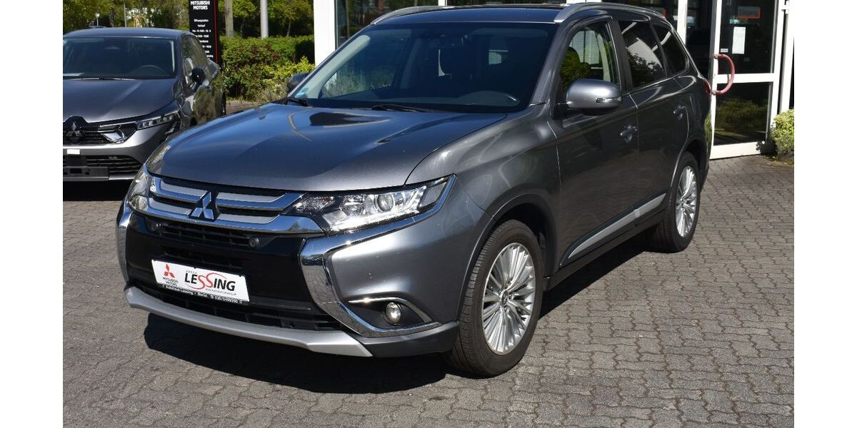 Mitsubishi Outlander 130.352 km 13.490 &euro; Berlin 12683