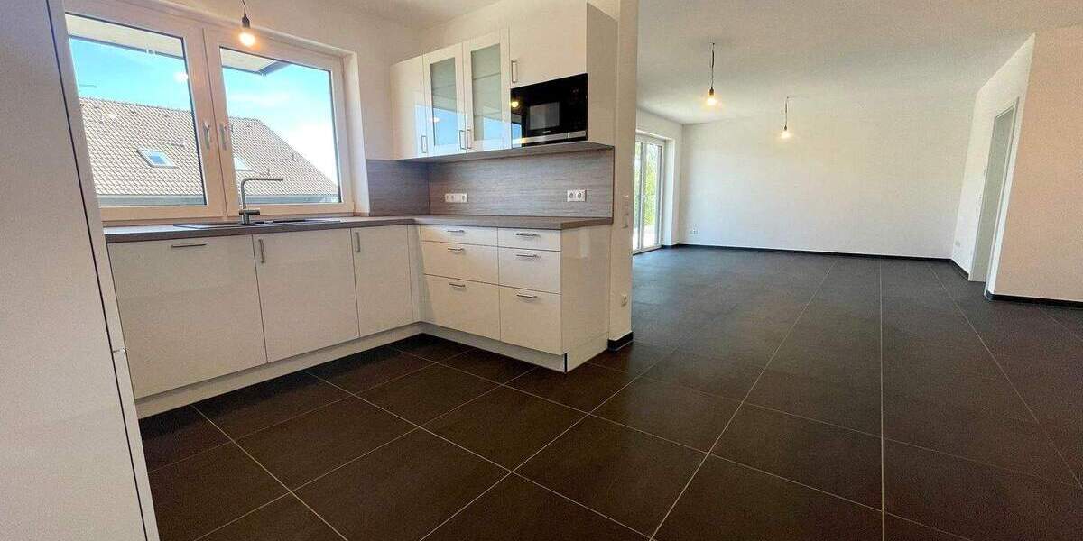 Etagenwohnung Balve - 2 Zimmer, 90 m&sup2;, 1.125&euro; | Angebot:24780806