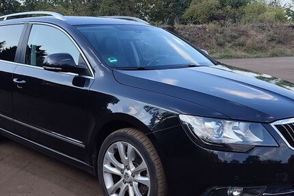 Skoda Superb 163.000 km 11.990 &euro; Großschwabhausen 99441