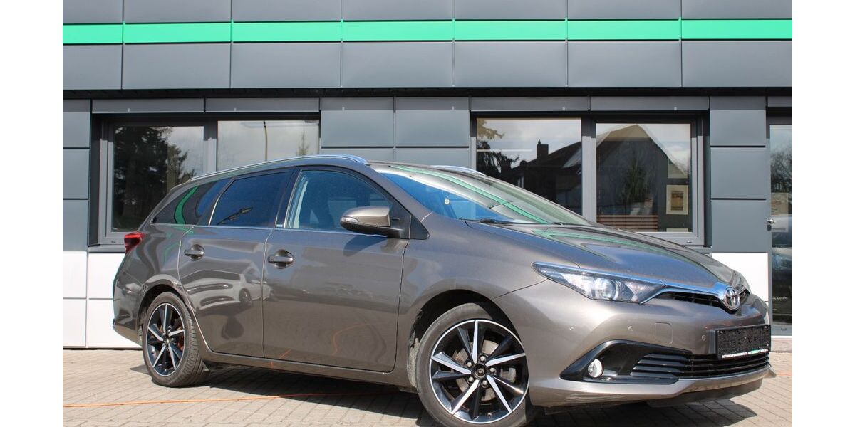 Toyota Auris 85.944 km 12.200 &euro; Königs Wusterhausen 15711