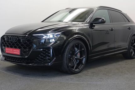 Audi RSQ8 2.100 km 146.950 &euro; Weißenburg 91781