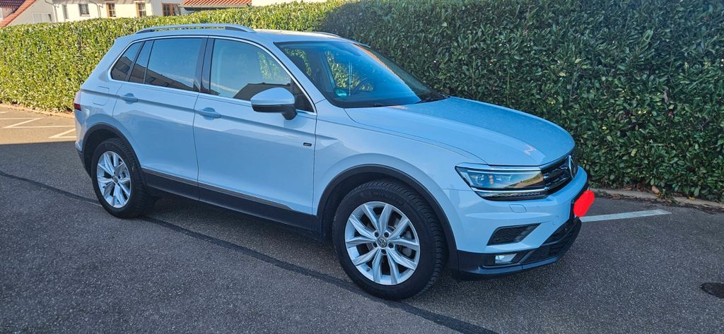 VW Tiguan 98.500 km 17.200 € Remseck 71686