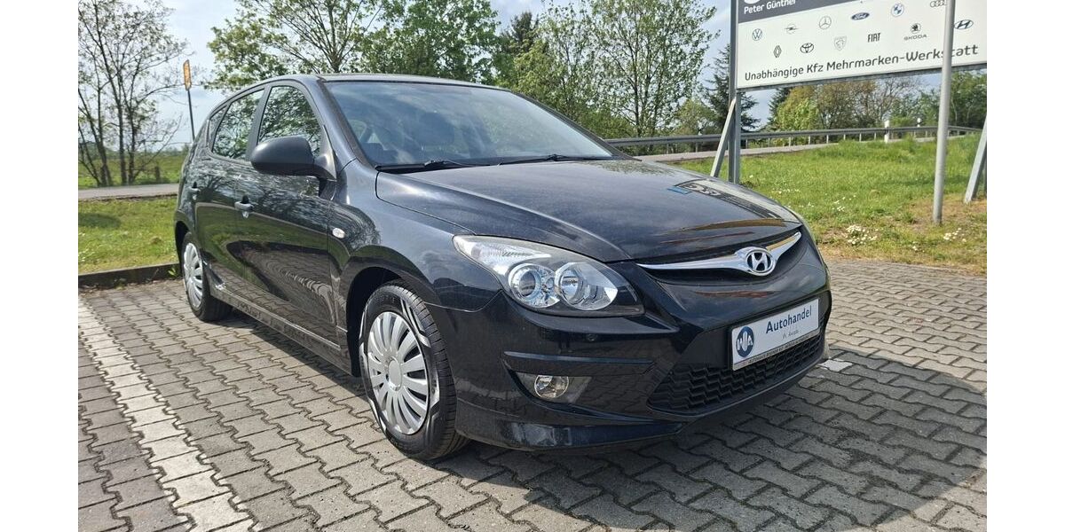 Hyundai i30 130.682 km 4.750 &euro; Borna 04552