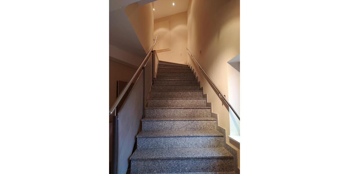 Gewerbeobjekt Hünfeld - 2 Zimmer, 7 m&sup2;, 849&euro; | Angebot:24984625