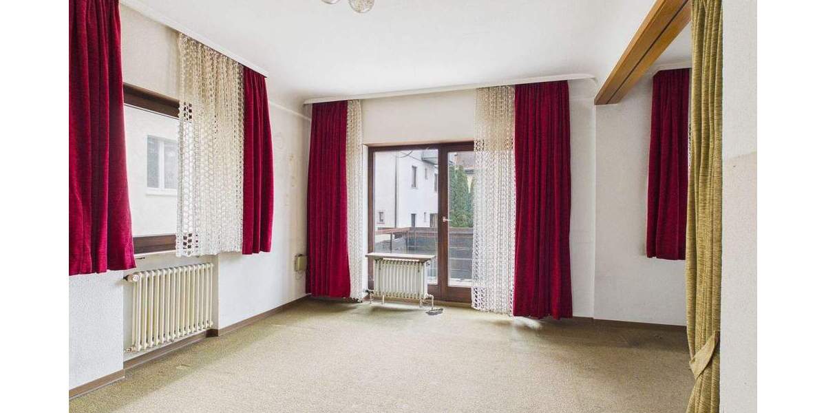 Einfamilienhaus Fellbach - 1 Zimmer, 128 m&sup2;, 545.000&euro; | Angebot:25248490